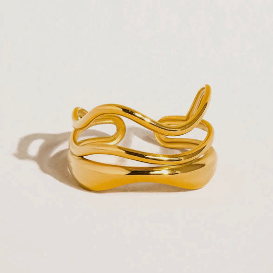 Swan Ring